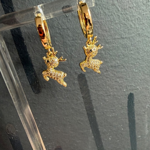 Bijoux + Spice Reindeer Earrings - Picture 2 of 4